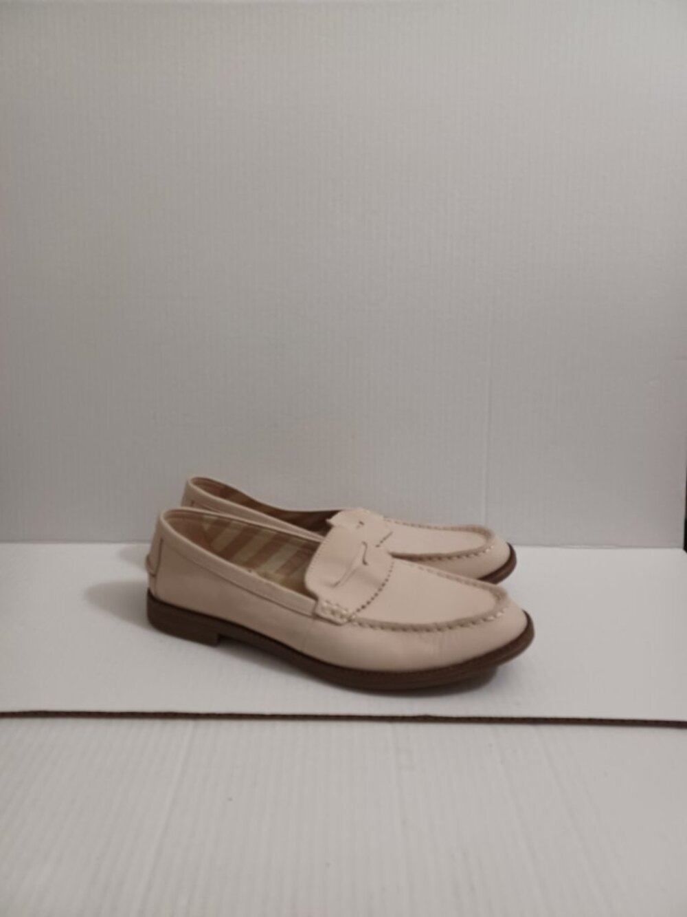 SPERRY SEAPORT PENNY LOAFERS SIZE 10 - Picture 15 of 16